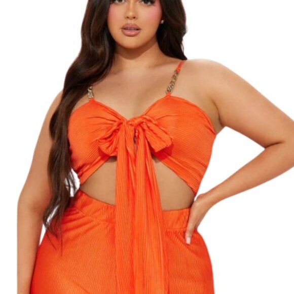 Fashion Nova Womens Royal Fantasies Tie Crop Top Orange Plisse Plus 2X New - Picture 1 of 3